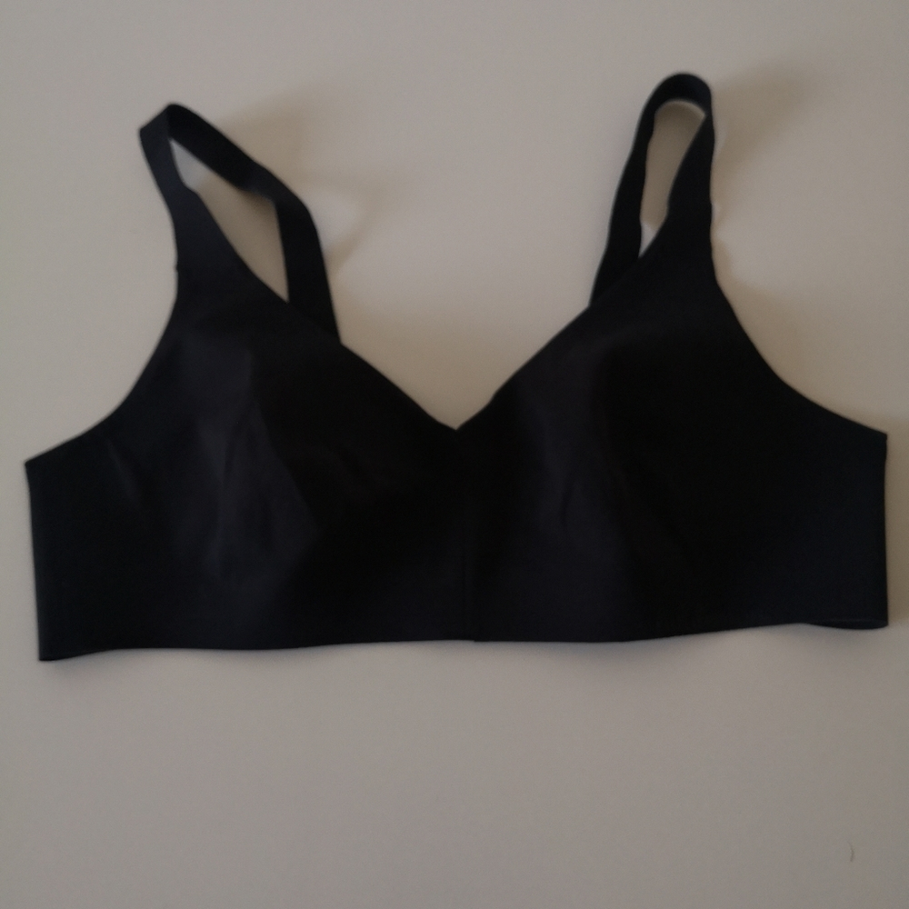 Lululemon bra